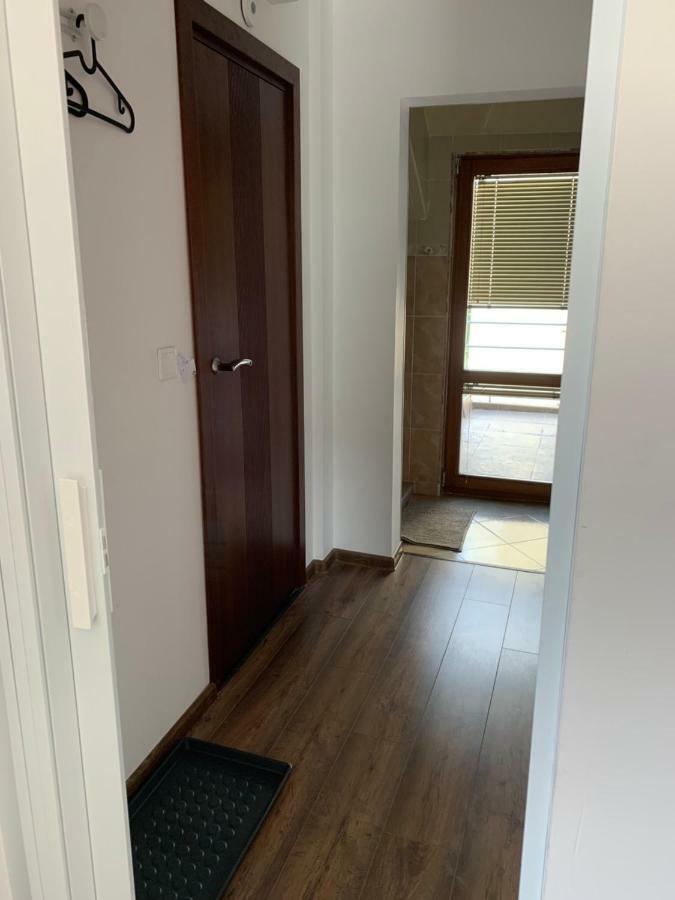 Lilia 3 Self-Check In Apartment With Hot Water Despite Prevention In The Neighborhood, Food And Drink Shop Open Until 10 Pm And Free Parking Area Next Ot 24 Hours Food And Drink Shop And Free Parking Area Sofia Eksteriør billede